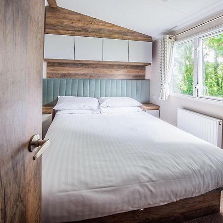 Sandaway Beach Holiday Park Ком-Мартин Экстерьер фото