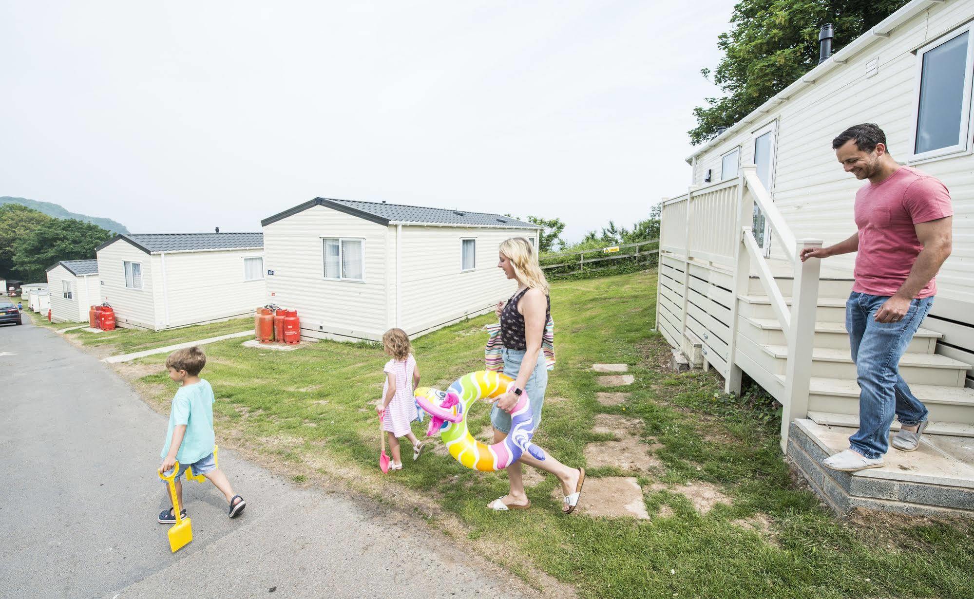 Sandaway Beach Holiday Park Ком-Мартин Экстерьер фото